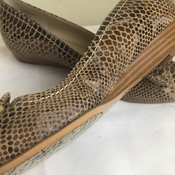 Anne Klein "Akadelie" snake print wedge shoes size - Picture 6 of 6